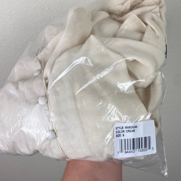 NWT Band of the Free | Denise Cream Ruffle Collar Top S - Picture 5 of 13